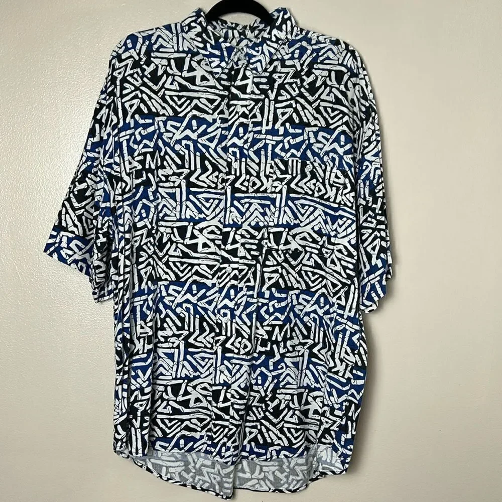 Vintage mens BUGLE BOY Co. button down rayon shirt XL short sleeve 80s Hawaiian